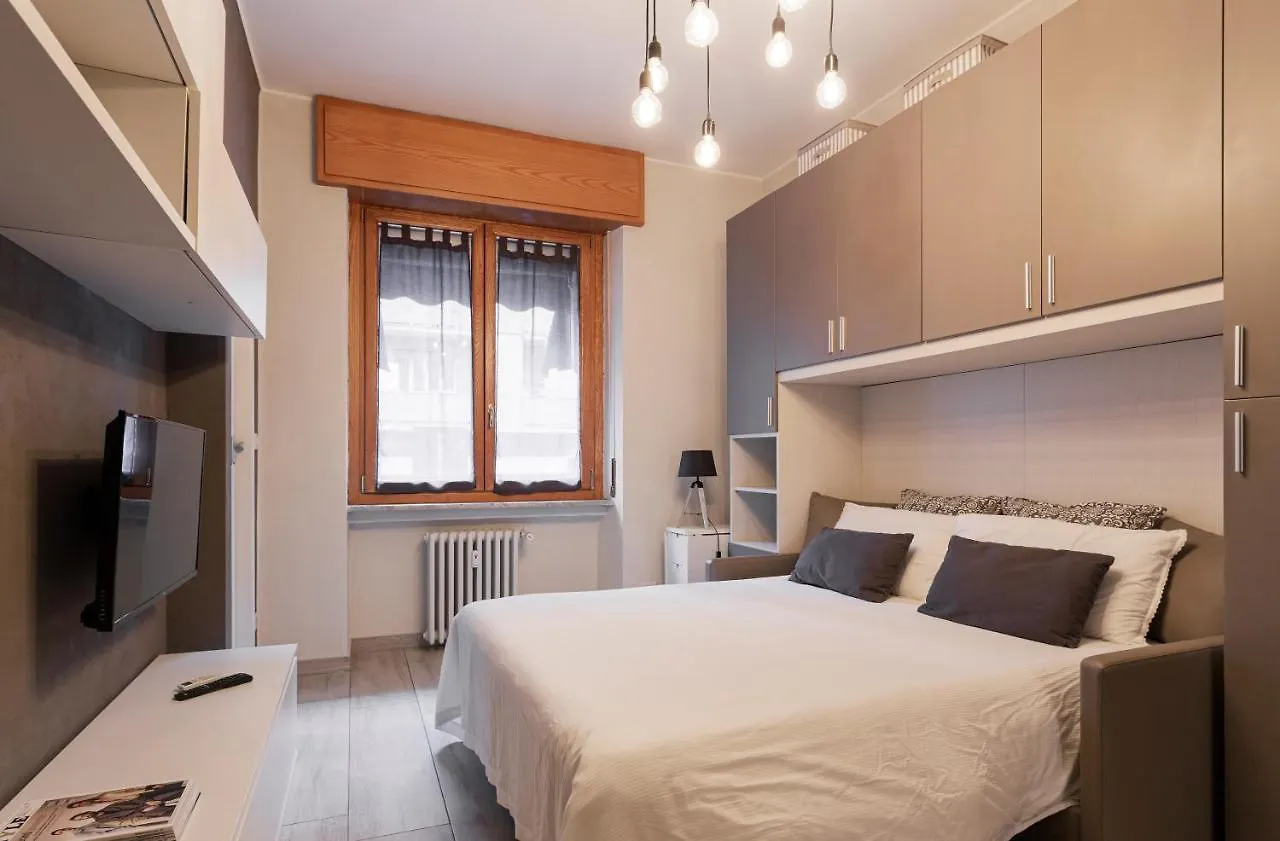 The Studio - Milano Centrale Via Zuretti Apartment Italy